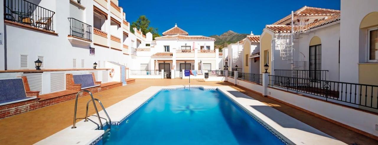 Nerja Paradise Rentals - Apt Chimenea A1E ภายนอก รูปภาพ