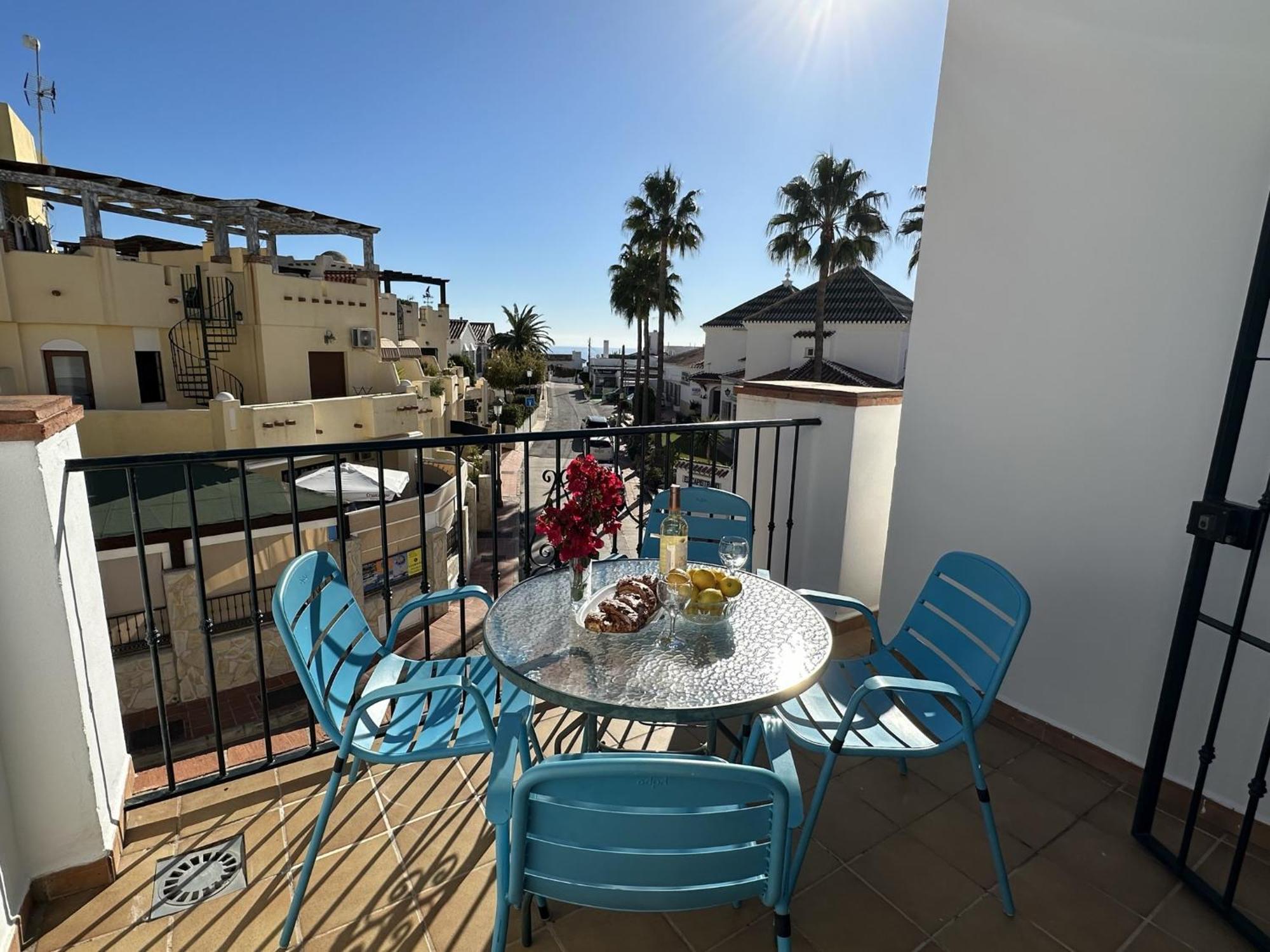 Nerja Paradise Rentals - Apt Chimenea A1E ภายนอก รูปภาพ